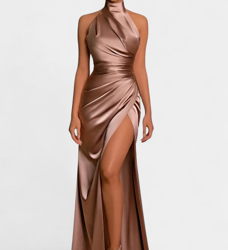 Symone - Dramaatiline Kleit Küljepreparaadiga