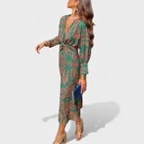 Vesna - Midi Dress with V-Neck