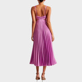 Katarina - Elegantna Obleka z V-Izrezom in Plisiranim Dnom