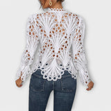Malina – Elegant Lace Blouse