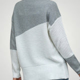 Tilda | Pulover v dveh barvah z eleganco in udobjem