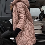 Bogna | Elegantna prešita puhovka s kapuco