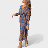 Vesna - Midi Dress with V-Neck