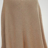 Finja | Eleganten khaki pulover za ženske z udobjem