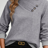 Isola | Elegantni pulover za ženske z dekorativnimi gumbi