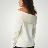 Oda | Eleganten pulover z Off-Shoulder dizajnom