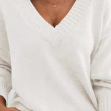 Clarine | Eleganten pulover z V-izrezom za dame s stilom
