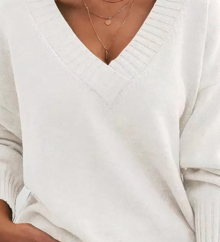 Clarine | Eleganten pulover z V-izrezom za dame s stilom