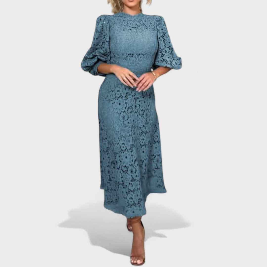 Maja - Čipkasta Obleka z Osvetlitvijo