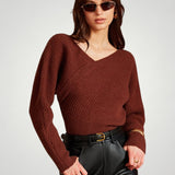 Amalinde | Dolg pulover z asimetričnim dizajnom