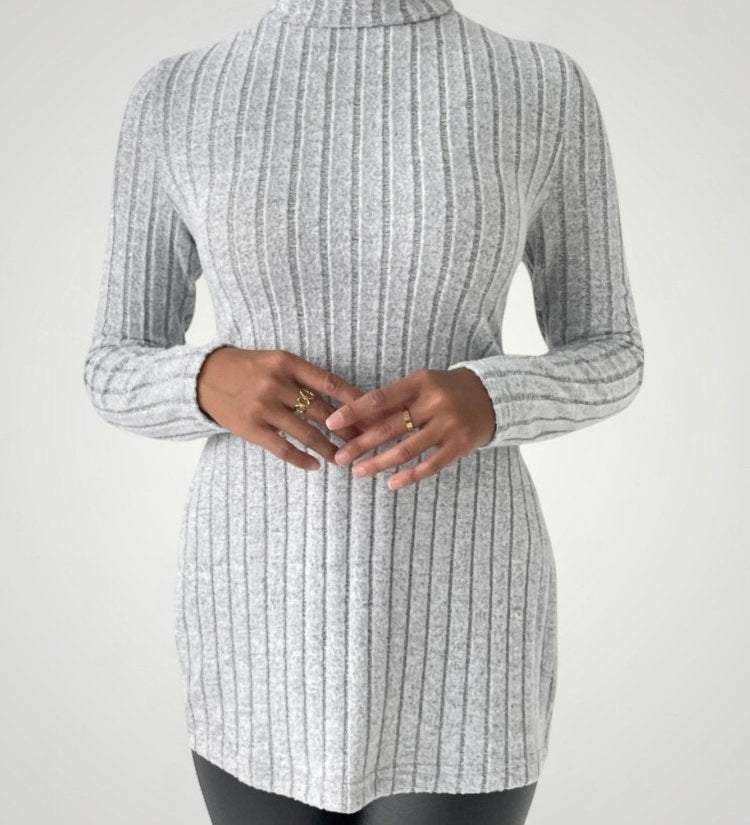 Nicoline | Črn pulover z visokim ovratnikom za ženske za eleganco