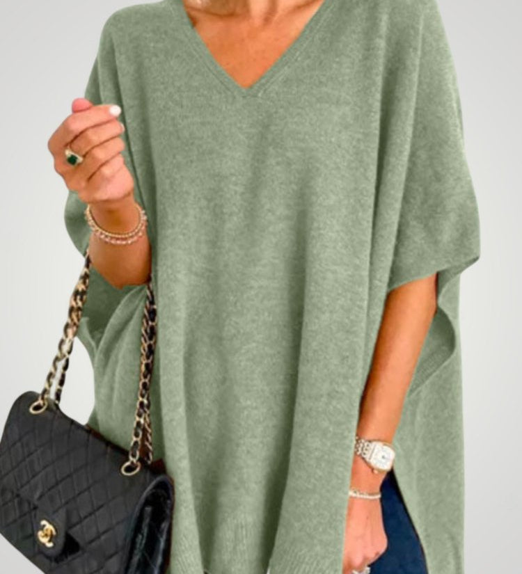 Traudel | Prevelik pončo z V-izrezom za eleganco